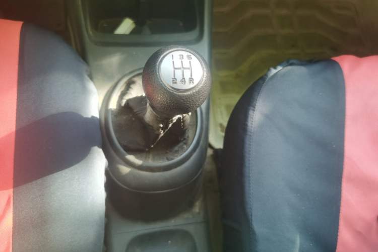 Used Suzuki Alto 2013 1.0L Manual Comfort Version Gear Lever