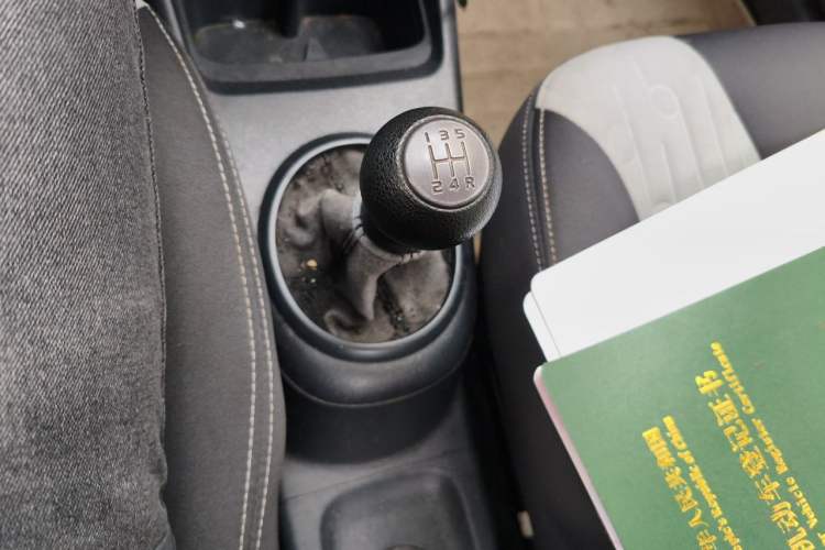 Used Suzuki Alto 2013 1.0L Manual Luxury Model Gear Lever