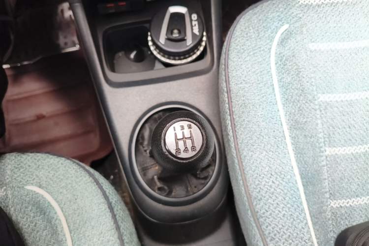 Used Suzuki Alto 2013 1.0L Manual Luxury Model Gear Lever