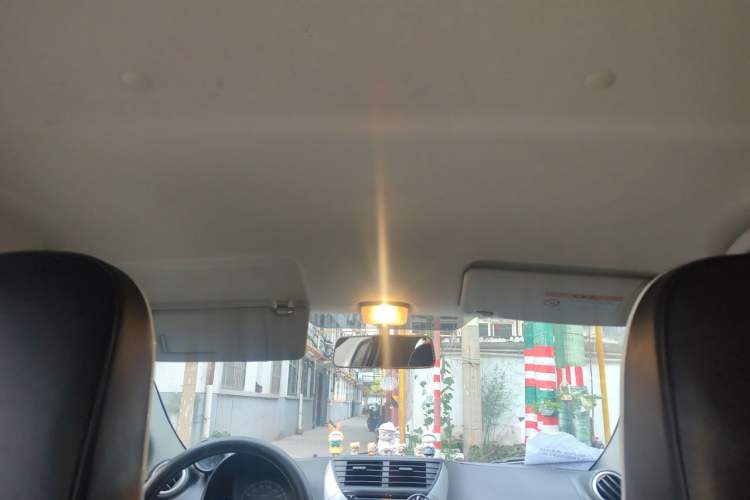Used Suzuki Alto 2013 1.0L Manual Luxury Model Headliner