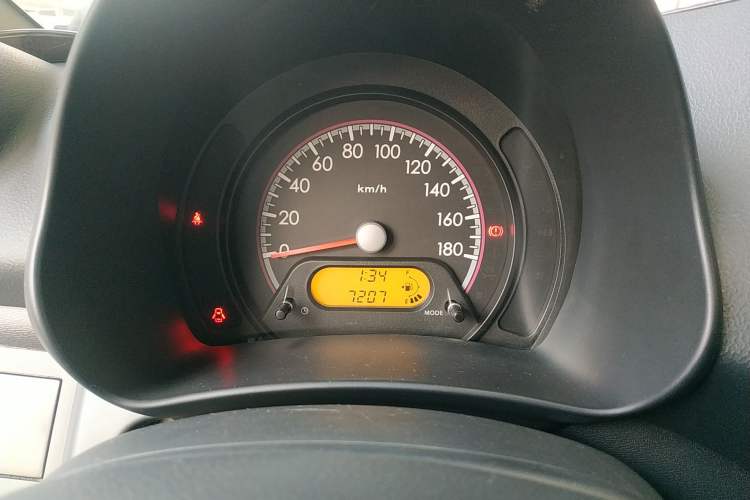 Used Suzuki Alto 2013 Revised Version 1.0L Manual Comfort Edition Instrument Cluster