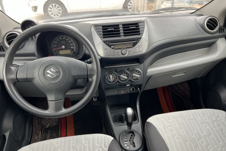 Used Suzuki Alto 2013 1.0L Automatic Luxury Model Interior 1