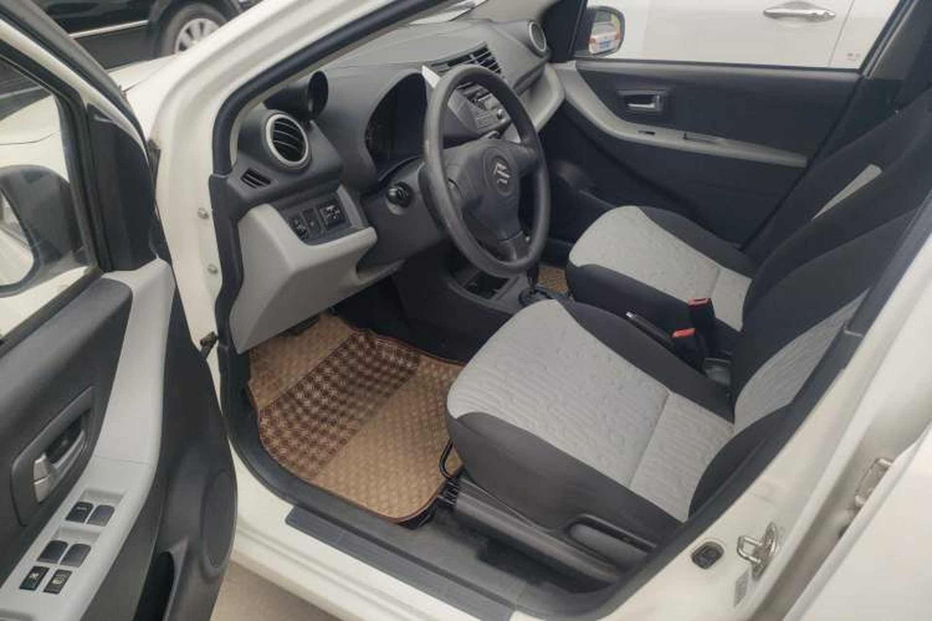 Used Suzuki Alto 2013 1.0L Automatic Luxury Model Interior 2
