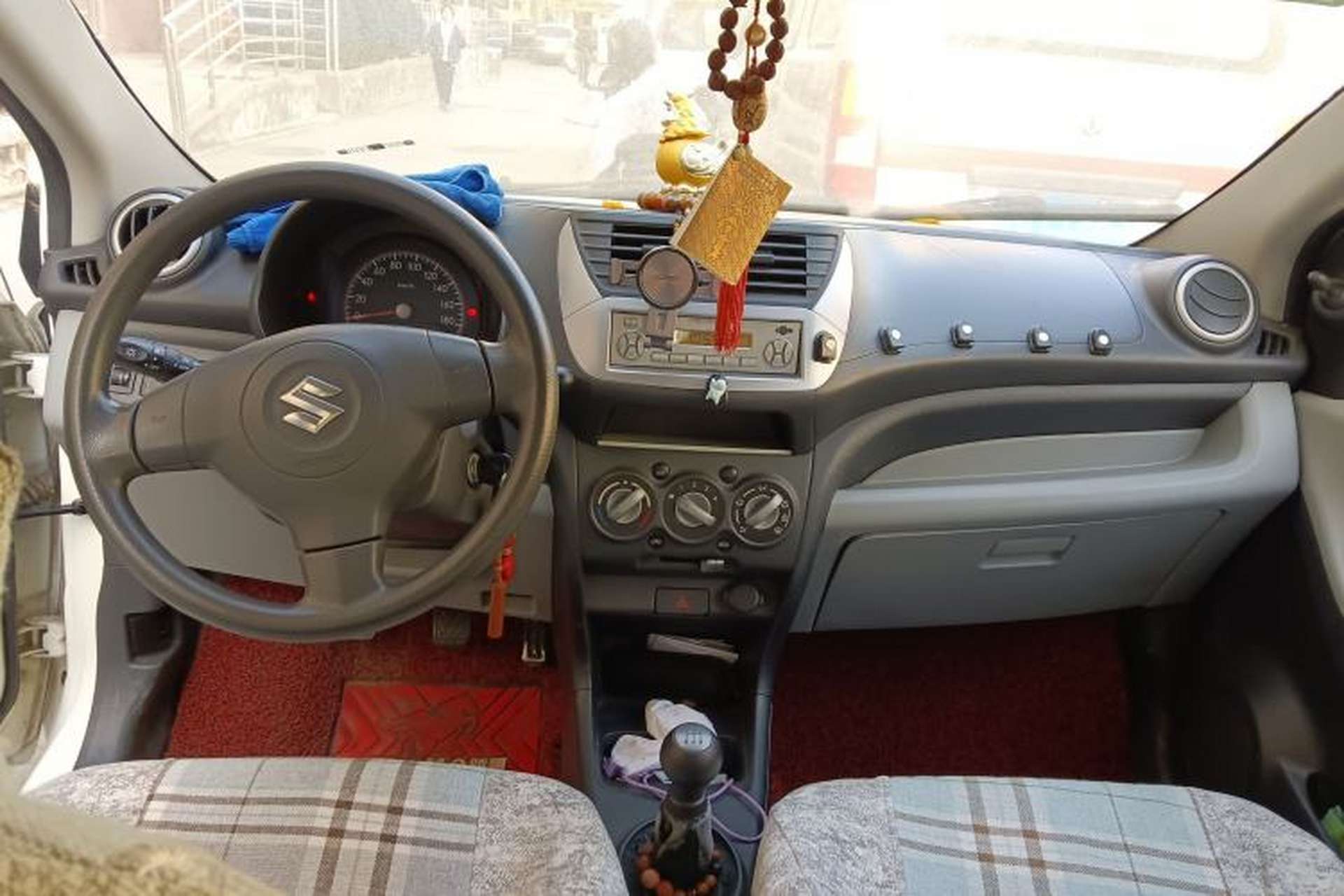 Used Suzuki Alto 2013 Revised Version 1.0L Manual Comfort Edition Interior 2