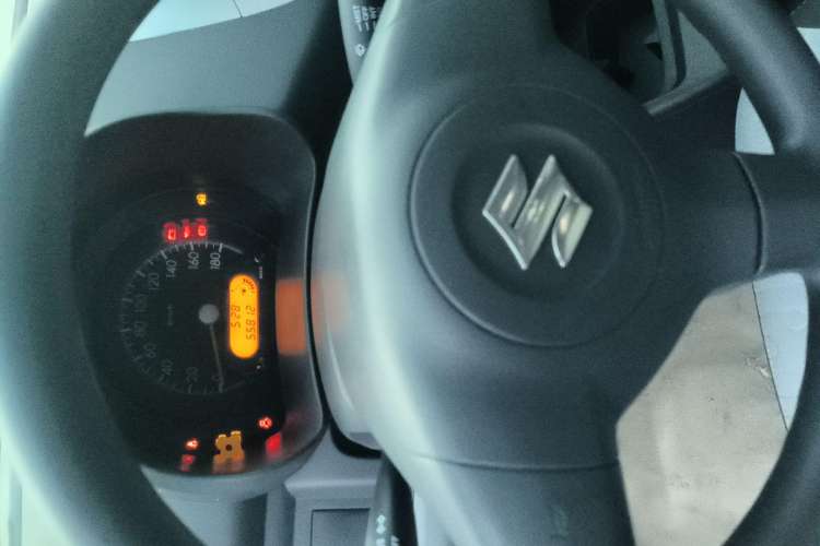 Used Suzuki Alto 2013 1.0L Manual Utility Model Interior 3