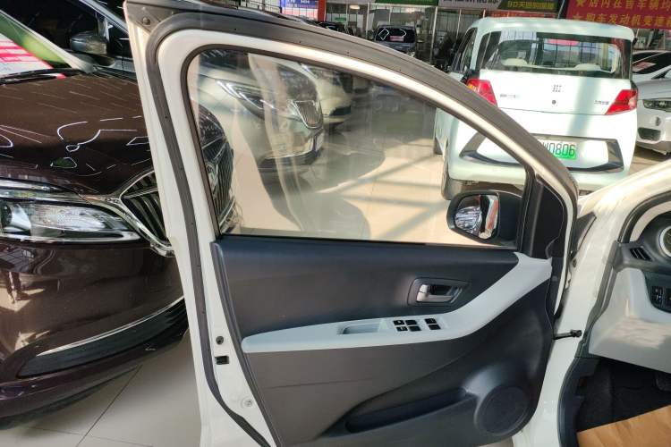 Used Suzuki Alto 2013 1.0L Automatic Luxury Model Interior 7