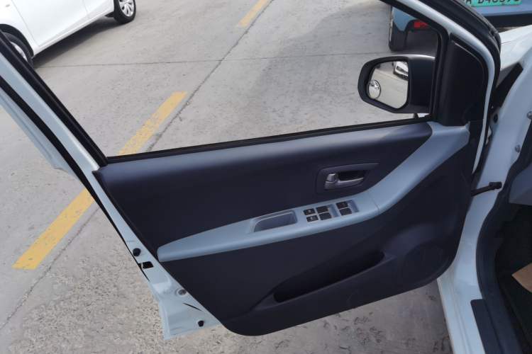 Used Suzuki Alto 2013 1.0L Automatic Luxury Model Left Front Door Interior