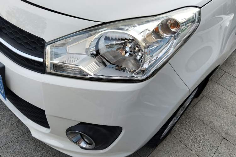 Used Suzuki Alto 2013 1.0L Automatic Luxury Model Left Front Headlight