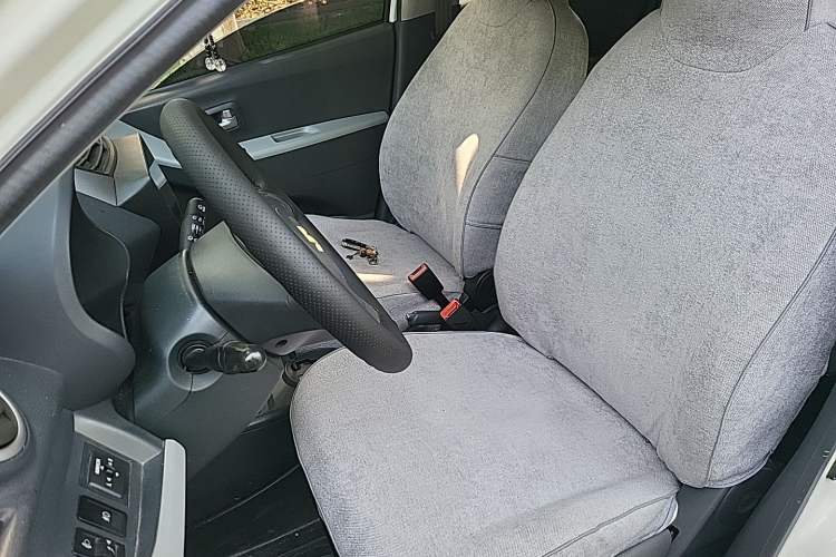 Used Suzuki Alto 2013 1.0L Automatic Luxury Model Left Front Seat