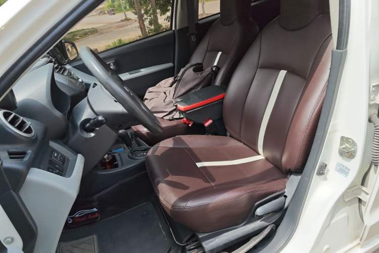 Used Suzuki Alto 2013 1.0L Automatic Luxury Model Left Front Seat