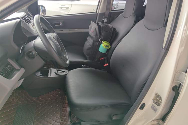 Used Suzuki Alto 2013 1.0L Automatic Luxury Model Left Front Seat