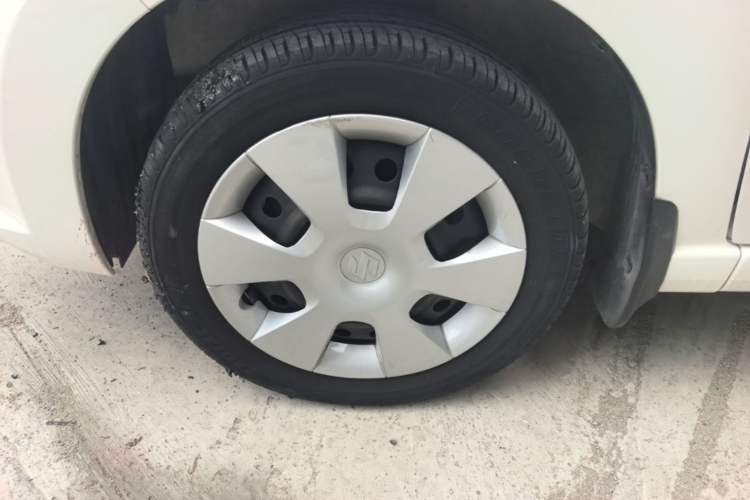 Used Suzuki Alto 2013 Revised Version 1.0L Manual Comfort Edition Left Front Wheel Hub