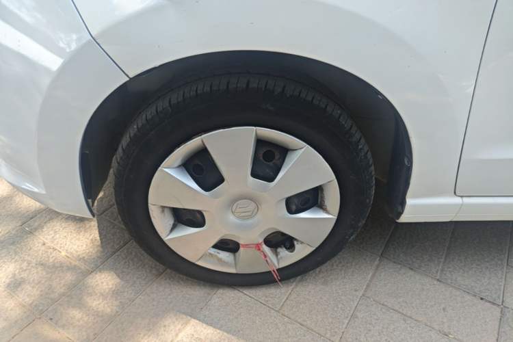 Used Suzuki Alto 2013 1.0L Manual Utility Model Left Front Wheel Hub
