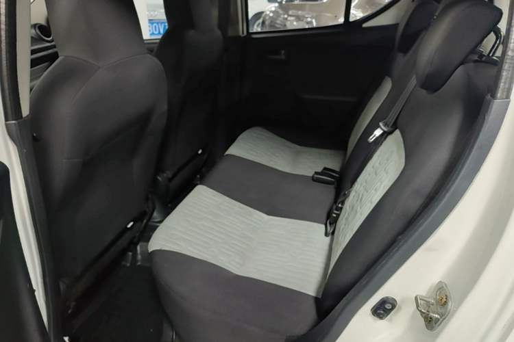 Used Suzuki Alto 2013 Revised Version 1.0L Manual Comfort Edition Left Rear Seat