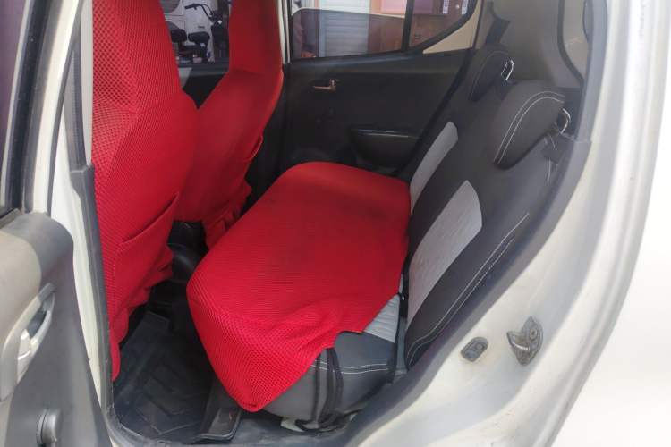 Used Suzuki Alto 2013 1.0L Manual Utility Model Left Rear Seat
