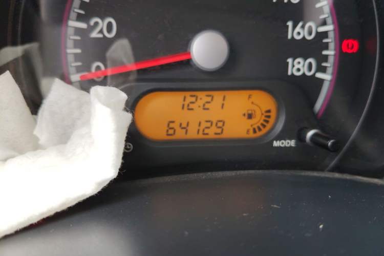 Used Suzuki Alto 2013 Revised Version 1.0L Manual Comfort Edition Odometer Close Up
