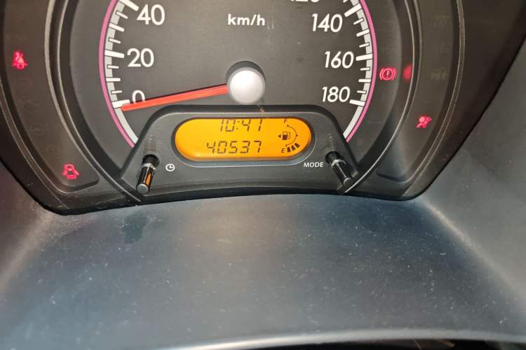 Used Suzuki Alto 2013 Revised Version 1.0L Manual Comfort Edition Odometer Close Up