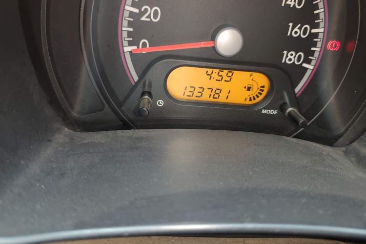 Used Suzuki Alto 2013 1.0L Manual Utility Model Odometer Close Up