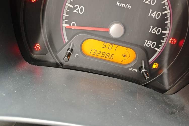 Used Suzuki Alto 2013 1.0L Manual Luxury Model Odometer Close Up