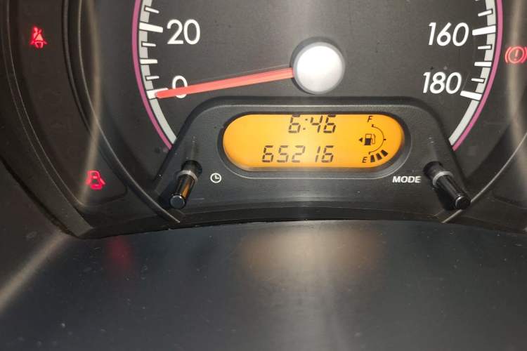 Used Suzuki Alto 2013 1.0L Manual Luxury Model Odometer Close Up