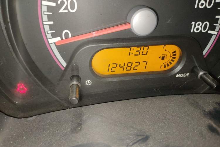 Used Suzuki Alto 2013 Revised Version 1.0L Manual Comfort Edition Odometer Close Up