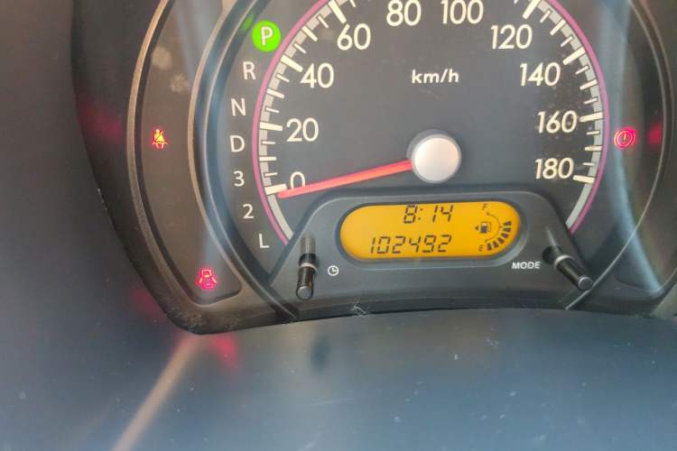 Used Suzuki Alto 2013 1.0L Automatic Luxury Model Odometer Close Up