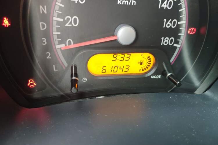 Used Suzuki Alto 2013 1.0L Automatic Luxury Model Odometer Close Up