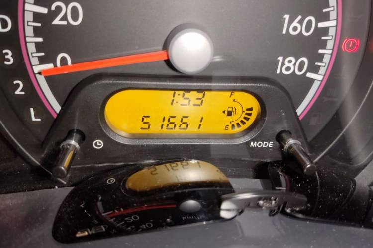 Used Suzuki Alto 2013 1.0L Automatic Luxury Model Odometer Close Up