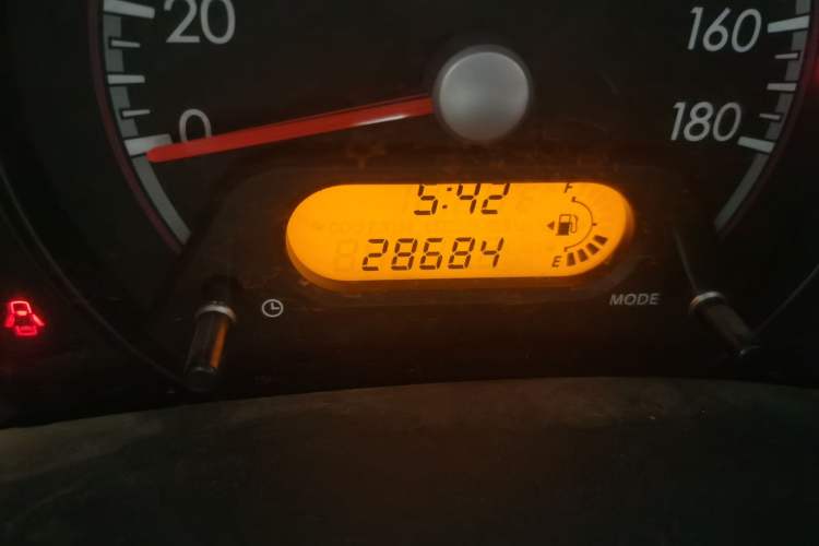 Used Suzuki Alto 2013 1.0L Manual Comfort Version Odometer Close Up
