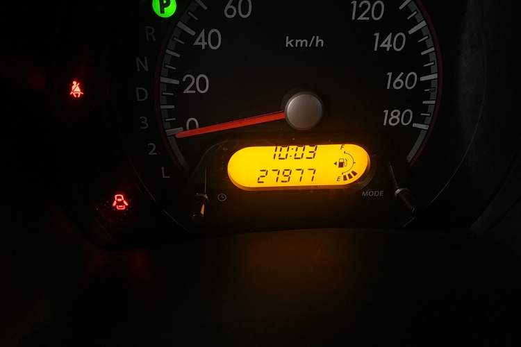 Used Suzuki Alto 2013 1.0L Automatic Luxury Model Odometer Close Up
