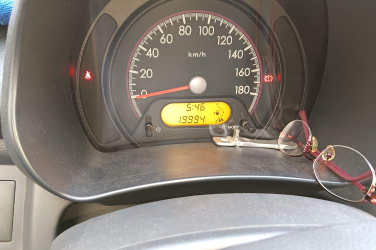 Used Suzuki Alto 2013 Revised Version 1.0L Manual Comfort Edition Odometer Close Up