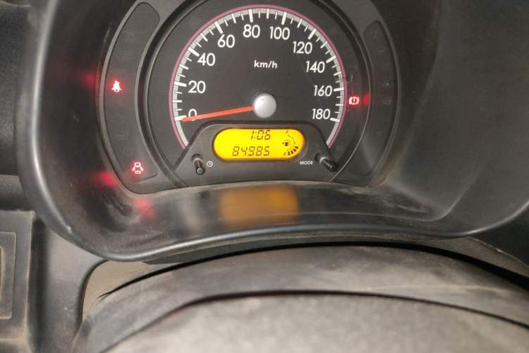 Used Suzuki Alto 2013 1.0L Manual Utility Model Odometer Close Up