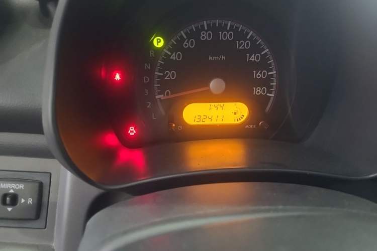 Used Suzuki Alto 2013 1.0L Automatic Luxury Model Odometer Close Up