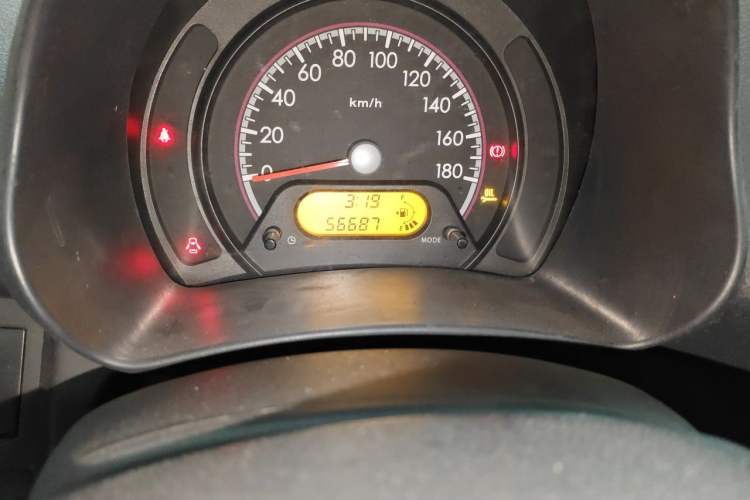Used Suzuki Alto 2013 1.0L Manual Utility Model Odometer Close Up