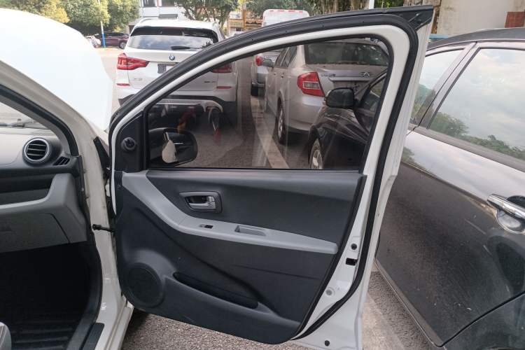 Used Suzuki Alto 2013 Revised Version 1.0L Manual Comfort Edition Right Front Door Interior