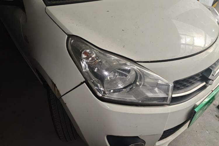 Used Suzuki Alto 2013 1.0L Automatic Luxury Model Right Front Headlight