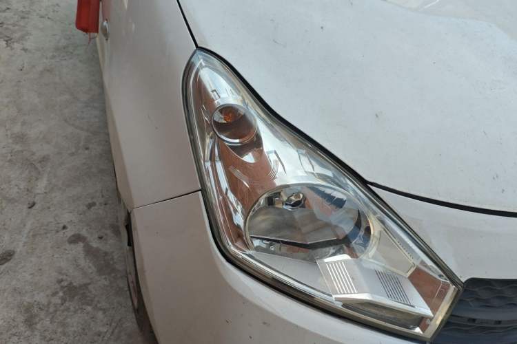 Used Suzuki Alto 2013 1.0L Manual Utility Model Right Front Headlight