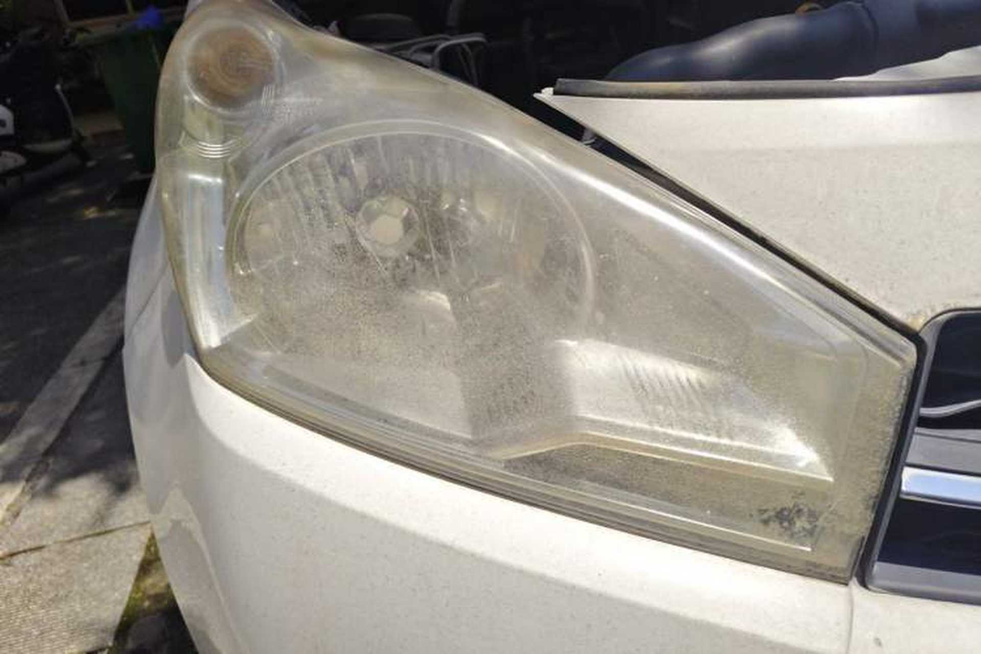 Used Suzuki Alto 2013 1.0L Manual Luxury Model Right Front Headlight