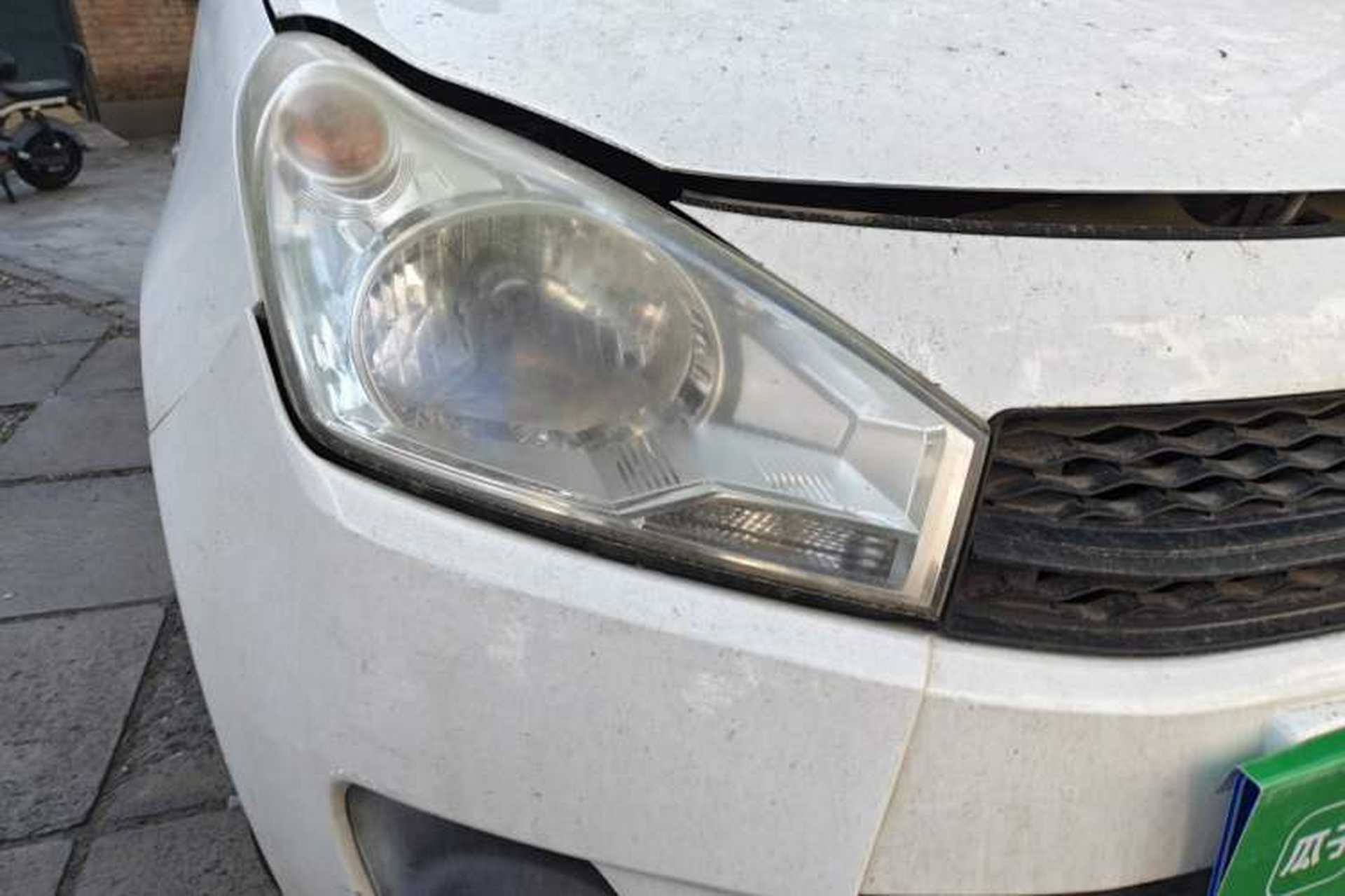Used Suzuki Alto 2013 1.0L Manual Utility Model Right Front Headlight