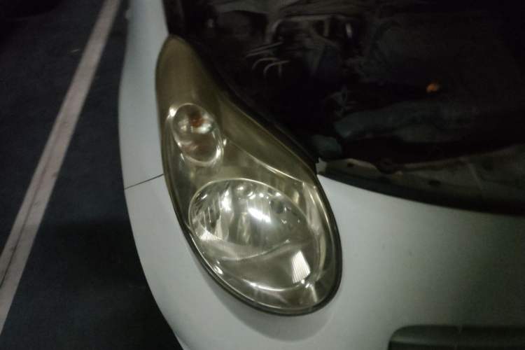Used Suzuki Alto 2013 1.0L Manual Utility Model Right Front Headlight
