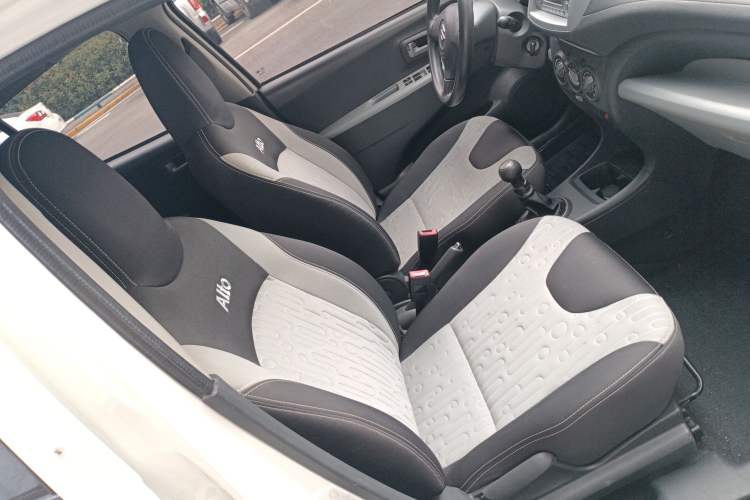 Used Suzuki Alto 2013 Revised Version 1.0L Manual Comfort Edition Right Front Seat