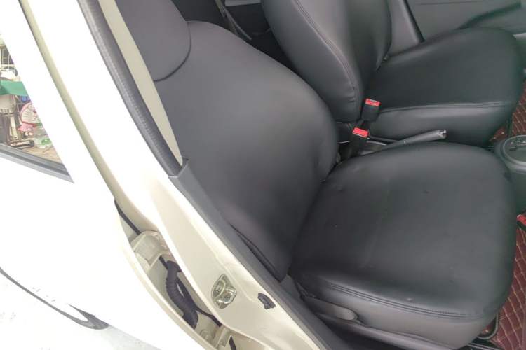 Used Suzuki Alto 2013 1.0L Automatic Luxury Model Right Front Seat