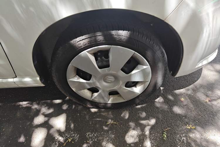 Used Suzuki Alto 2013 1.0L Manual Comfort Version Right Front Wheel Hub