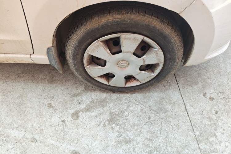 Used Suzuki Alto 2013 1.0L Manual Utility Model Right Front Wheel Hub