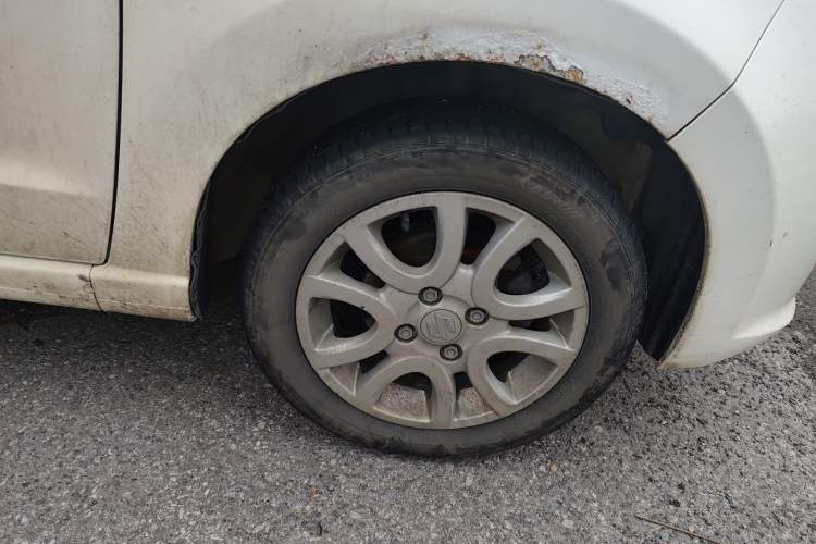 Used Suzuki Alto 2013 1.0L Manual Utility Model Right Front Wheel Hub