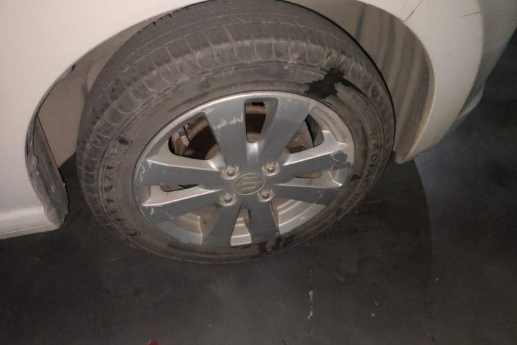 Used Suzuki Alto 2013 1.0L Manual Utility Model Right Front Wheel Hub