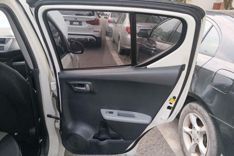 Used Suzuki Alto 2013 Revised Version 1.0L Manual Comfort Edition Right Rear Door Interior