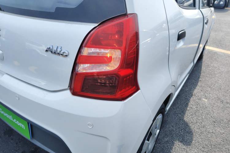 Used Suzuki Alto 2013 Revised Version 1.0L Manual Comfort Edition Right Rear Taillight