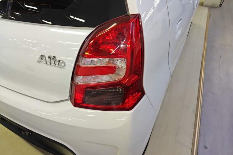 Used Suzuki Alto 2013 1.0L Automatic Luxury Model Right Rear Taillight