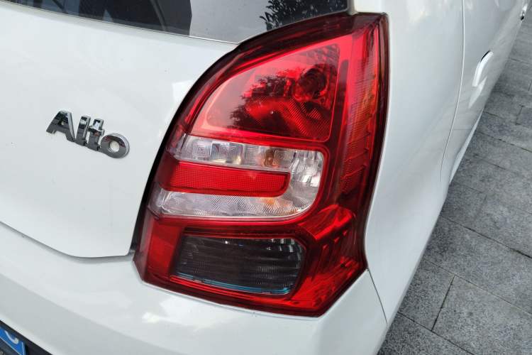 Used Suzuki Alto 2013 1.0L Automatic Luxury Model Right Rear Taillight